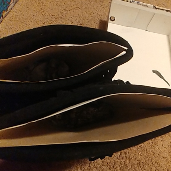 Black fringed boots - Picture 4 of 5